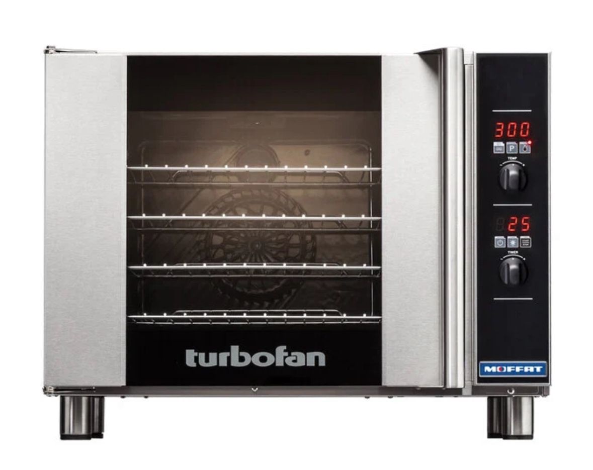 Moffat USE31D4 T Turbofan Single Deck Half Size Electric Convection Oven