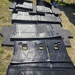 tapetes OEM para chevy traverse del 2018-2024 con acientos de cama 