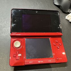Red Nintendo 3DS 