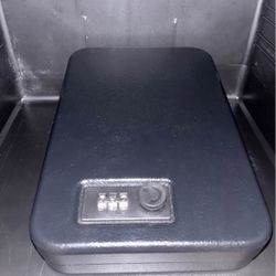 Small Portable Safe
