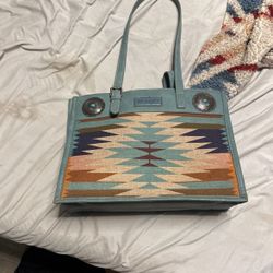 Large Wrangler Purse