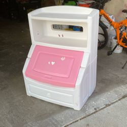 Plastic Toy Storage