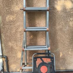 Ladder With Work Tray
