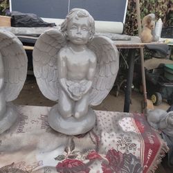 CONCRETE STATUE
