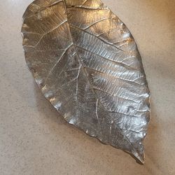 Leaf Decor Plate