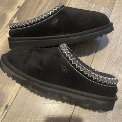 Black UGGS, Size 9‼️