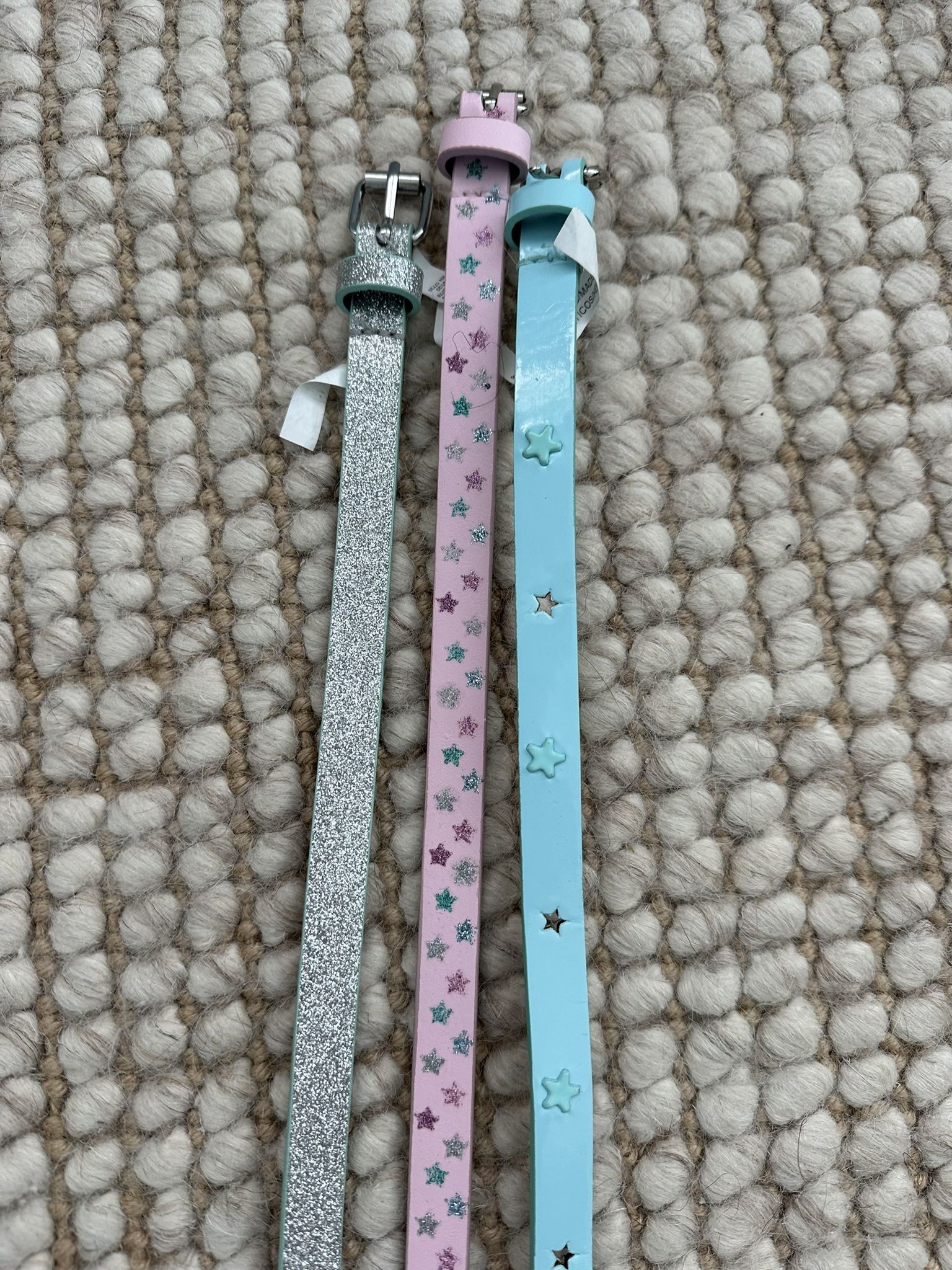 Girls Size Small Belts (3)