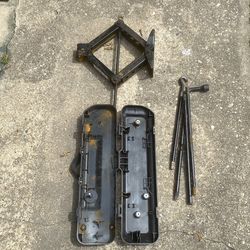 Ford Truck Jack and Bottle Jack