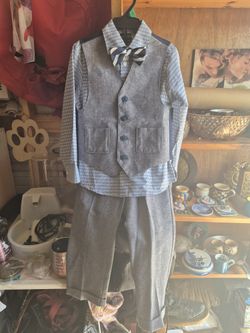 NAUTICA 4 pc Suit Toddler Size 5t