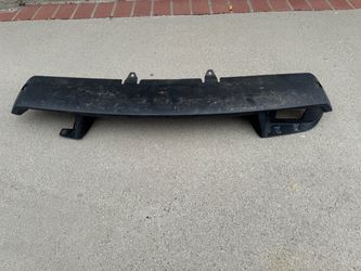 2004-2009 Lexus RX330 RX350 RX400h Front Upper Grille Enhance the front-end appearance of your Lexus with this premium replacement front radiator gri