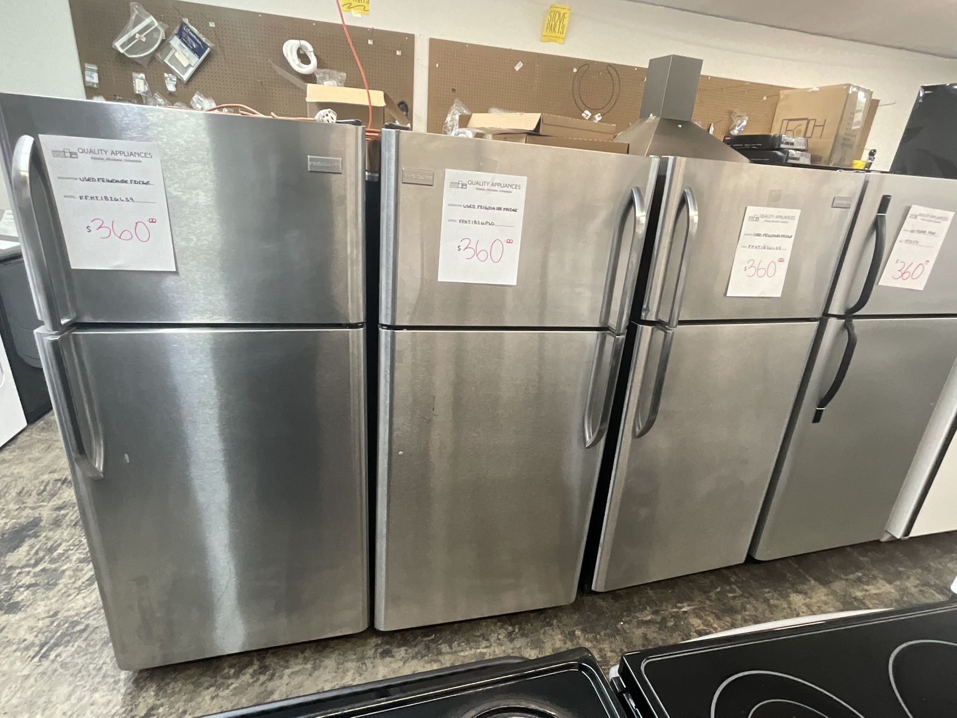 18 Cu Ft FRIGIDAIRE STAINLESS STEEL REFRIGERATORS