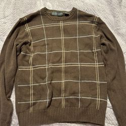 Medium size brown sweater 