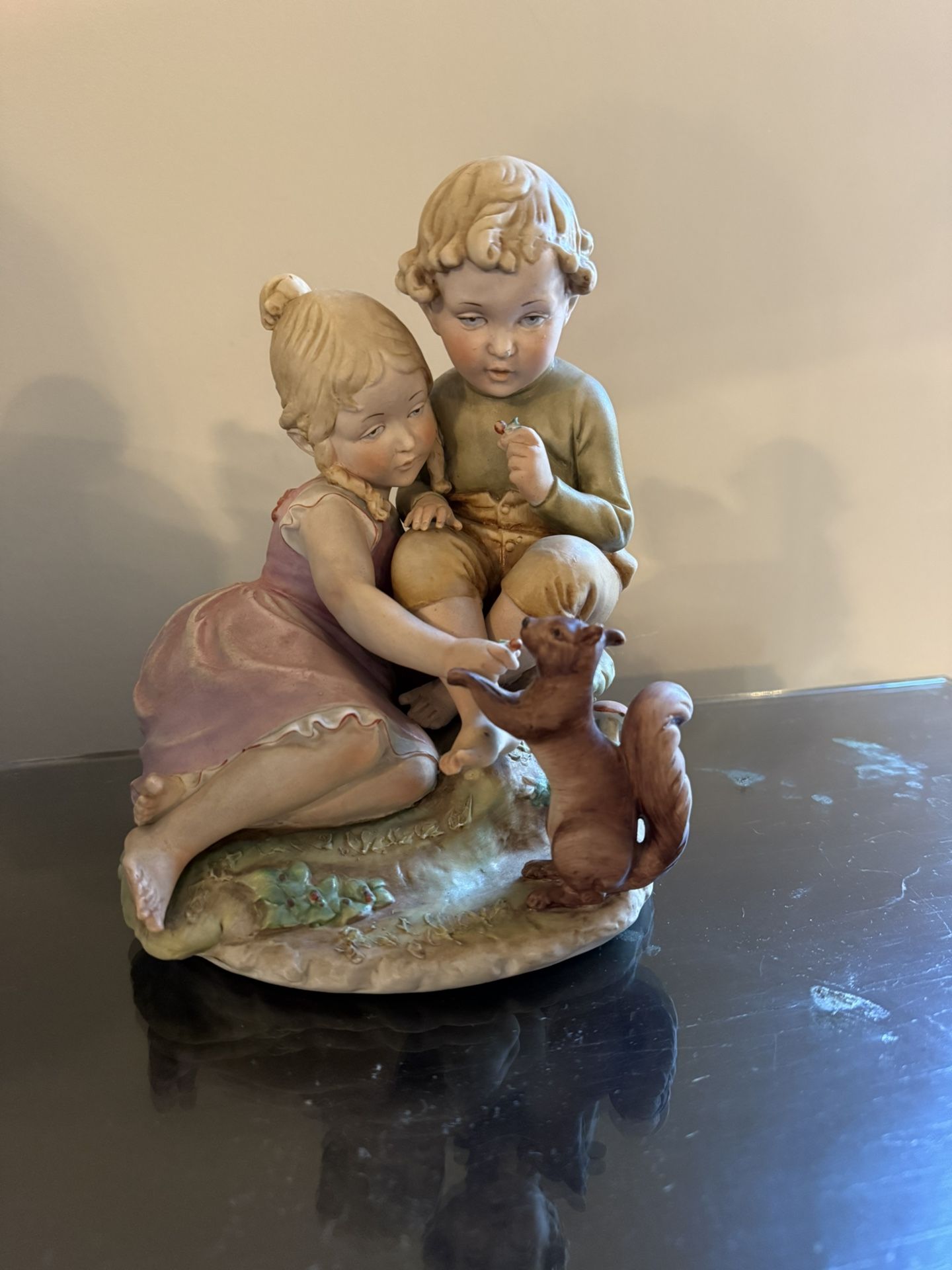 Babes in the Woods by Morra 2868 Crown N Capodimonte Style Porcelain 8.5” VINTAG