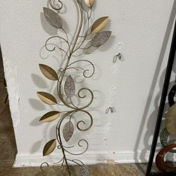 Metal Gold Leaves Wall Decor