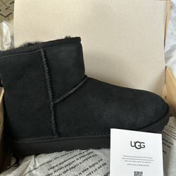 UGG Mini Boot 