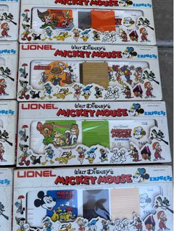 Vintage 1977 Lionel Disney Mickey Mouse Express Complete 15-Piece Train Set