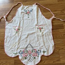 Apron Vintage Some Yellowing or Stain
