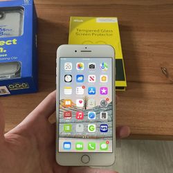 iPhone 7 Plus with Brand New Accessories