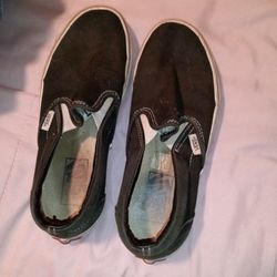Black Vans