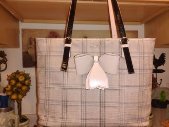 Brand new ladies hand bag