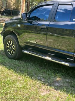 Toyota Tundra Double Cab Pickup Truck