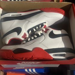 Nike Flight Legacy