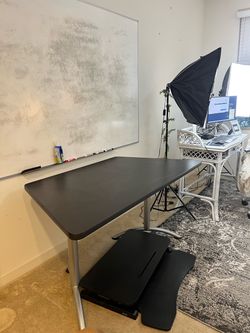 Office desk 4.5 X 2.5