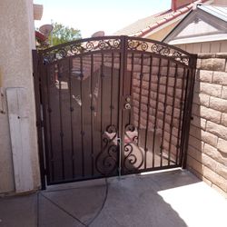 Custom Side Gate 