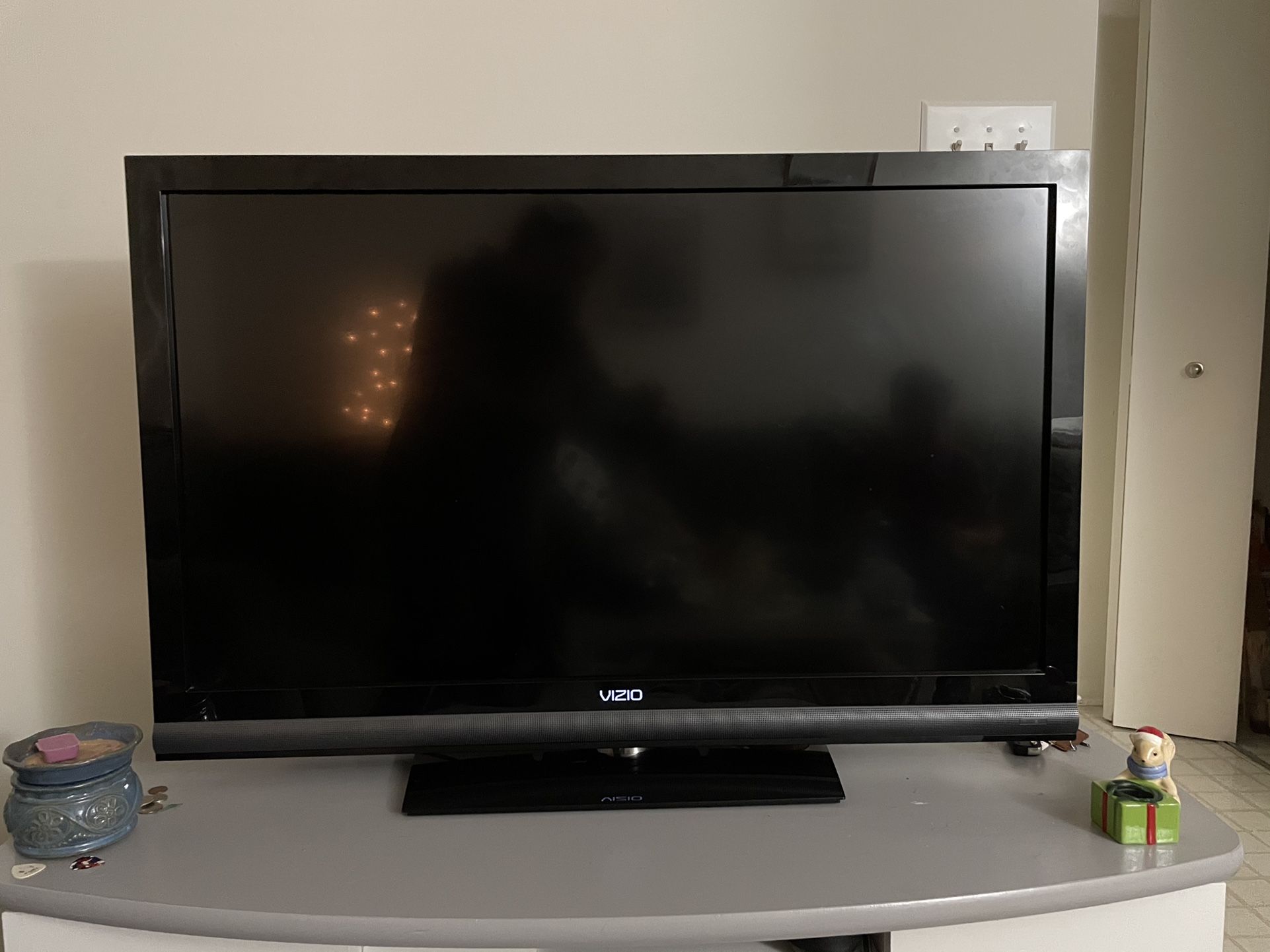 Vizio 43” TV