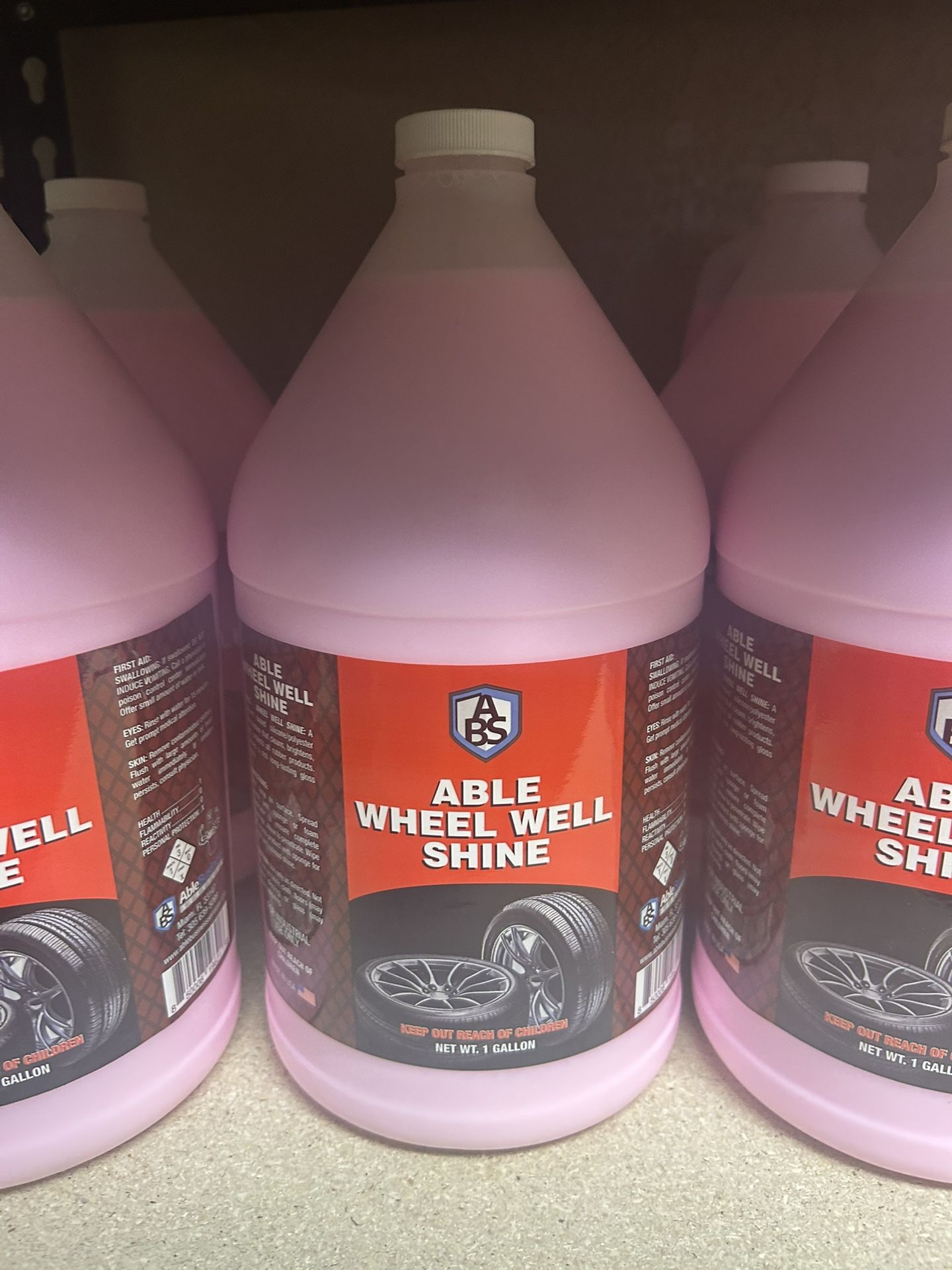 Gallon Wheel Well Shine