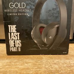 The Last Of Us 2 Sony PlayStation 4 Gold Wireless Headset! BRAND NEW!