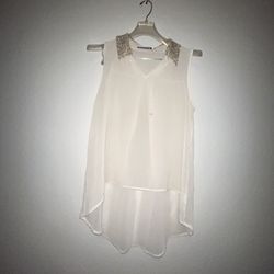 Love Culture, Women’s Beige Gold Sequin Collar High Lo Blouse, Size M