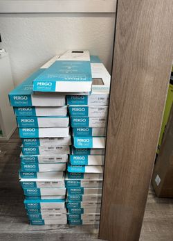 Pergo 20-mil x 7-1/2-in W x 47-in L Waterproof Luxury Vinyl Plank Flooring 