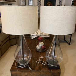 Dublin Table Lamp by Bassett (2)