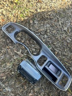 Dodge Charger Radio