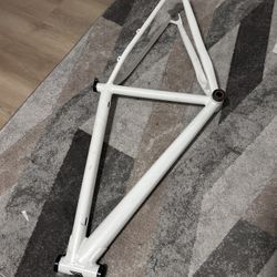 Throne Frame 