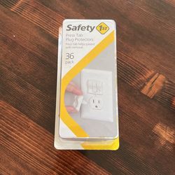 Safety 1st Press Plug Protectors