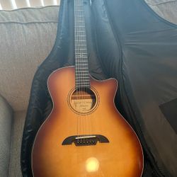 OBO Alvarez Acoustic Guitar And Guitar Bag - lightly Used 