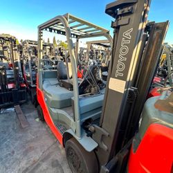 Toyota Forklift Model 8, 5000lbs