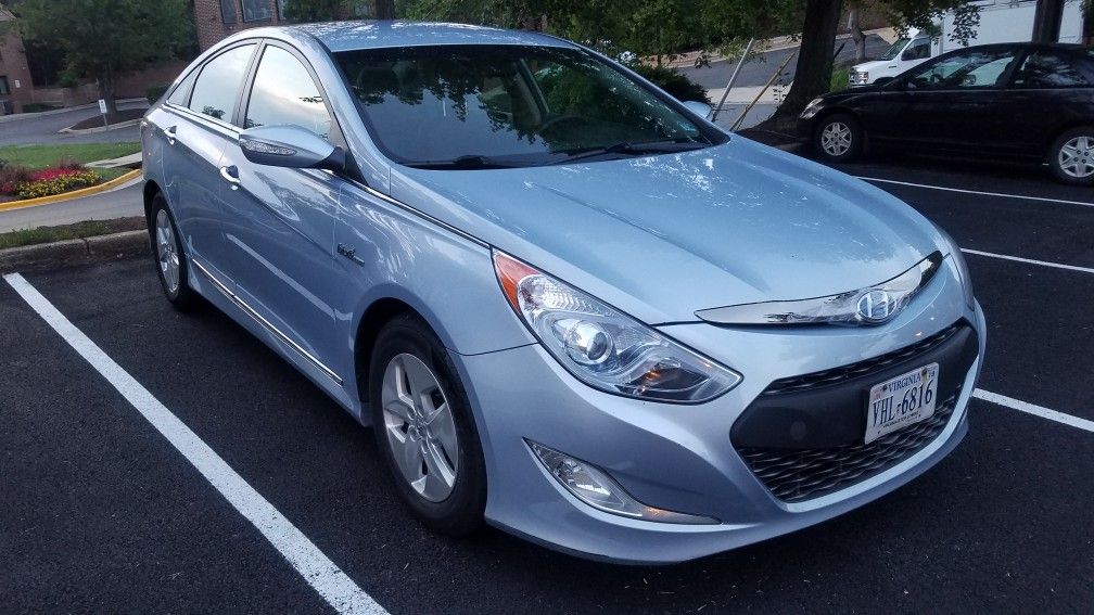 2011 Hyundai Sonata Hybrid