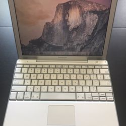 Apple PowerBook G4 , 12" , in Perfect Condition !!!! 