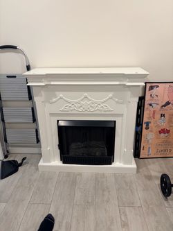 Fireplace (fake/artificial)