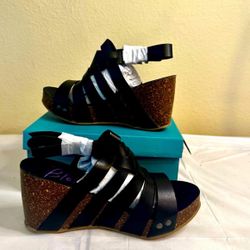 Blowfish Malibu Stylish Black Wedge Sandals