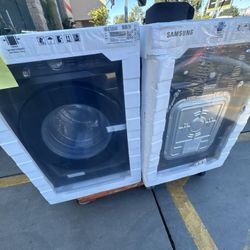 Samsung Washing Machine in Matte Black