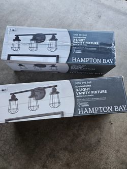 2 - Hampton 22in Bathroon Vanity Lights