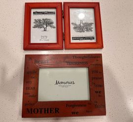 Assorted picture frames