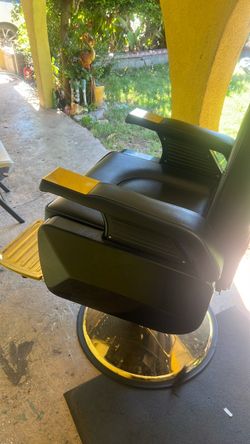 barber chair black and gold