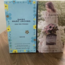 Daisy by Mark Jacobs