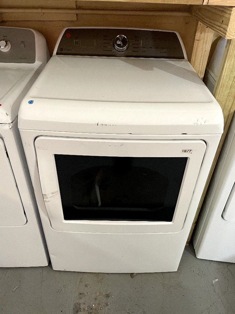 GE 27” FRONT LOAD FREE STANDING DRYER WHITE $350