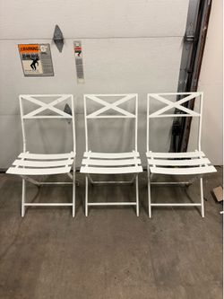 New Set of 3 White Outdoor Folding Metal Chairs